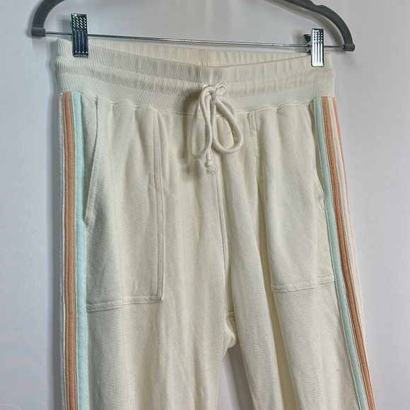 Faherty Molli side-striped pocketed high waist drawstring joggers - Picture 4 of 10